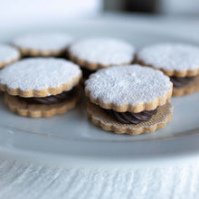 画像をギャラリービューアに読み込む, 【12月5日(金)発送分】アールグレイガナッシュサンドクッキー(6枚入り)