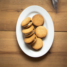 画像をギャラリービューアに読み込む, 【12月5日(金)発送分】レーズンバターサンドクッキー(6枚入り)