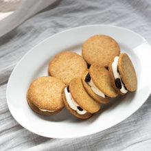 画像をギャラリービューアに読み込む, 【12月5日(金)発送分】レーズンバターサンドクッキー(6枚入り)